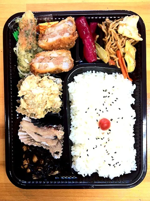 日替わり幕の内弁当|たんぽぽ娘さんさん