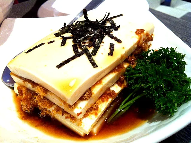 Tofu with Pork Floss|Tean Bee Sinさん