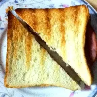 Snapdishの料理写真:Ham & Cheese Toast!|L0VEさん