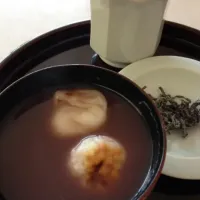 Snapdishの料理写真:六花亭カフェのお汁粉。美味しすぎるo(^▽^)o|pansyさん