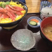 マグロ漬け丼|tatsuya kawaguchiさん