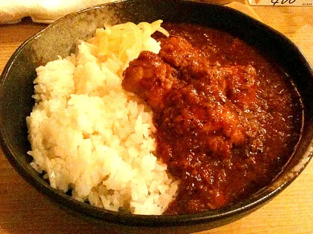 お昼は超辛口大山鶏のチキンカレー。さて今夜は(^^)|Hidetoshi Suzukiさん