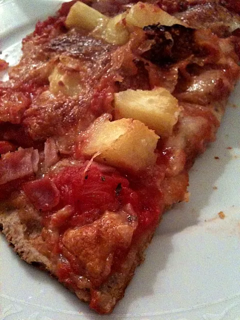 pizza with pinapple and ham|triniさん