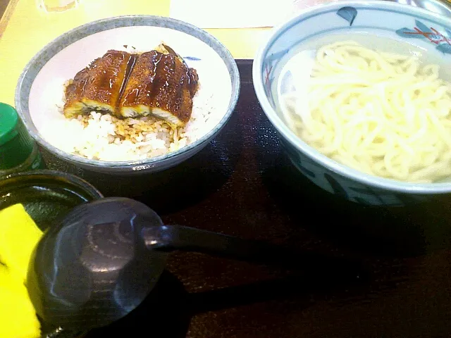 釜揚げうどん+鰻丼セット|藤原 研作さん