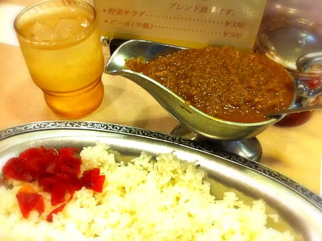 いつものカレー。まぁカレー以外ない店ですが。|liccaさん