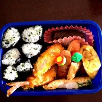 Snapdishの料理写真:エビフライ弁当☆|kmimiさん