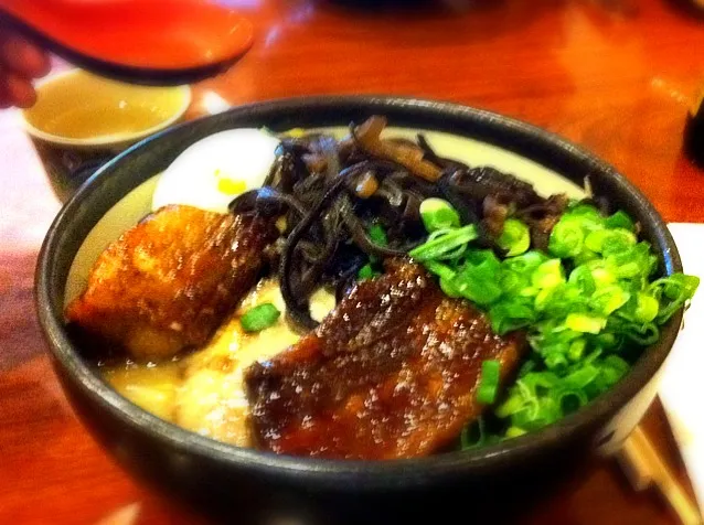 Santa "Tonkatsu" Ramen w/ all the fixins';)|neotwothreeさん