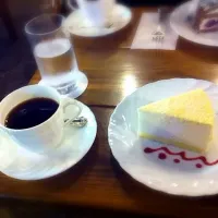 Snapdishの料理写真:帝国ホテル  チーズケーキ|そらさん