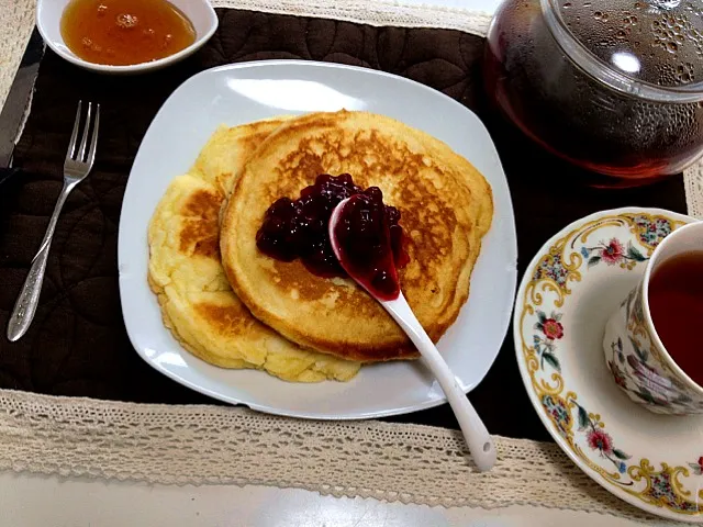 ホットケーキとカラメルティー|hikariさん