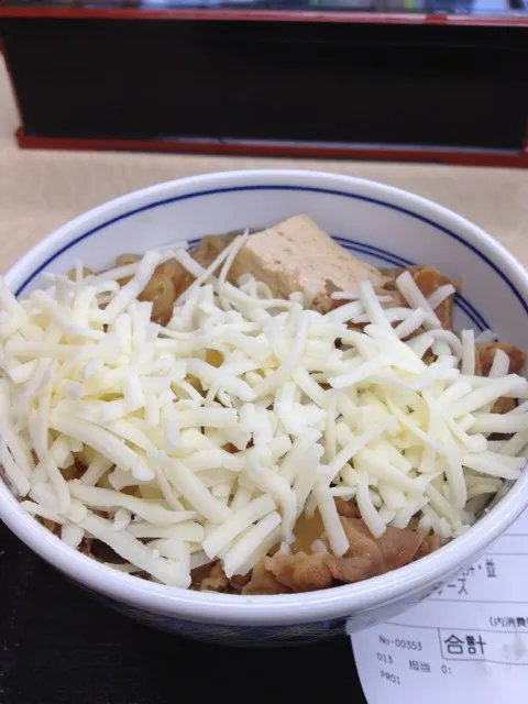 牛鍋丼チーズのせ|碓井啓司さん