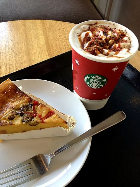 Starbucks Lunch|eric yapさん