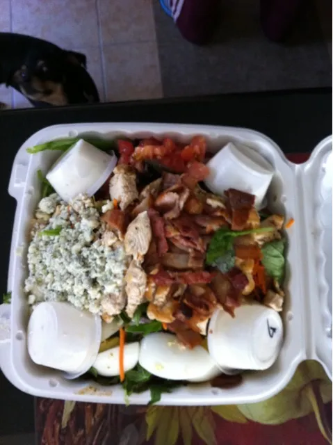 Pearl's cobb salad|Justin Herazoさん