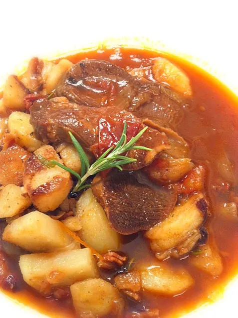 Homemade Ox Tongue Stew and Herbed Potatoes|MBさん