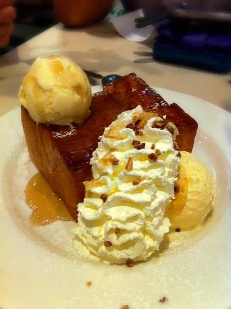 shibuya honey toast|Nat Varakunpakonsiriさん