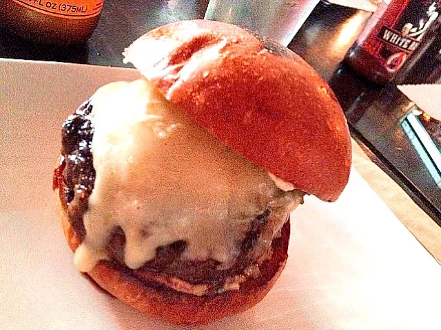 Truffle Burger @ Umami Los Feliz, LA|hannahさん