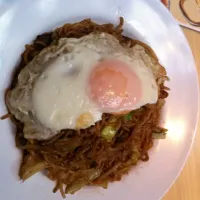 アリムー焼きそば|エガヒデさん