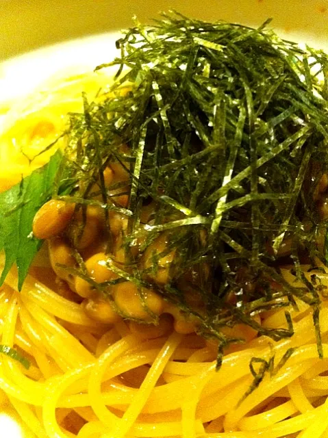 紫蘇と納豆の和風パスタなう♪ 昔はパスタに納豆なんてと思ってたこともあったけど、旨し！|加嶋正洋さん