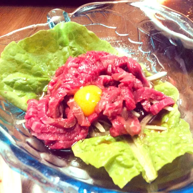 raw meat w egg!|farah leeさん