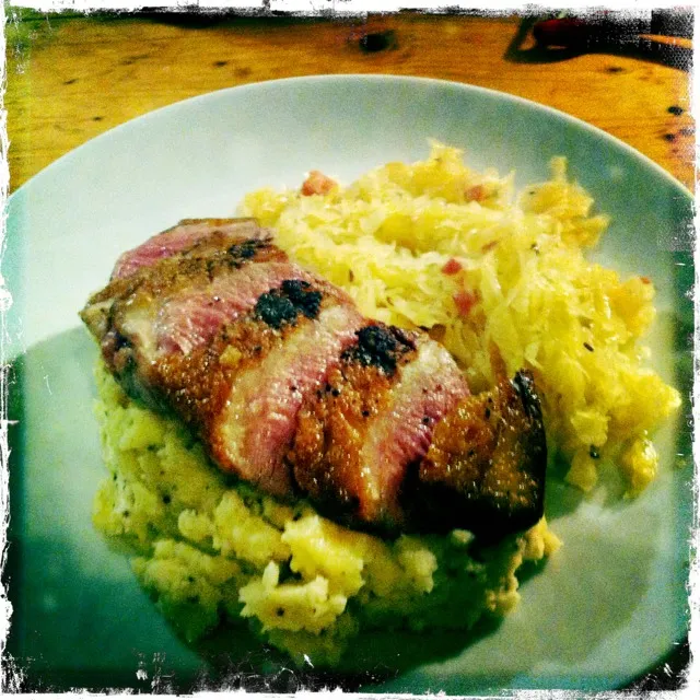 duck breast on mustard mash with sour kraut|simonさん