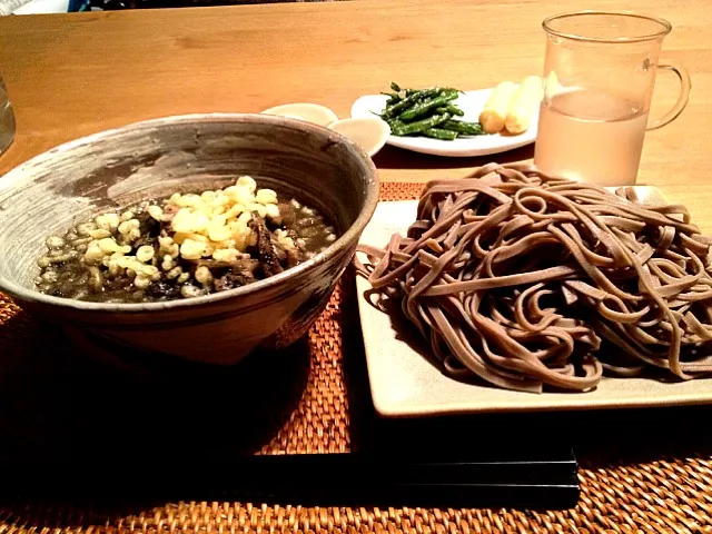 Snapdishの料理写真:とり南蛮漬け蕎麦。胡麻と舞茸がポイント|kumakumatotoroさん