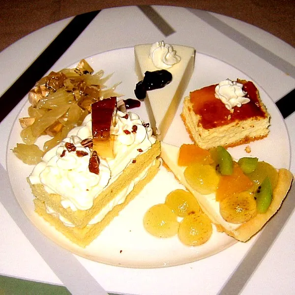 Cake Plate with Pomelo and cassis Jelly|Keiさん