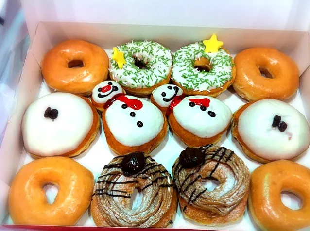 Holiday's Donuts|Felicia Solihinさん