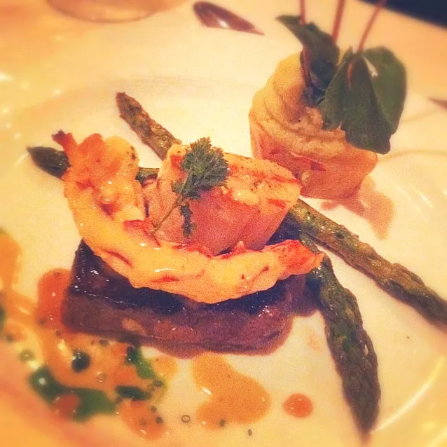 maui tenderloin, kona lobster & scallop with wasabi smashed potato|MOMO♡さん