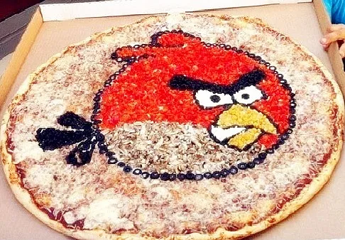 Angry Bird pizza!|マリーSOHさん