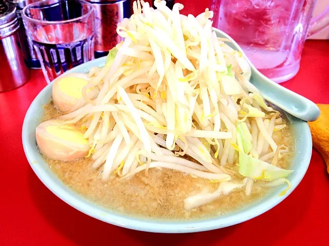 普通盛りラーメン 野菜トッピング|Agaricusさん