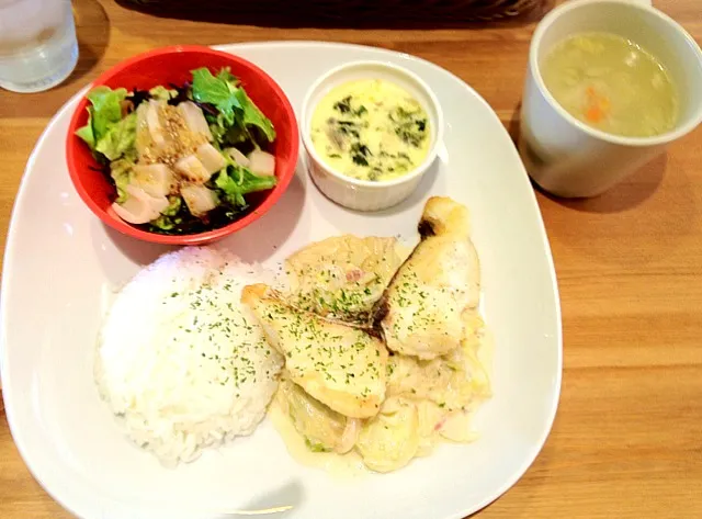 プレートランチ|ぴよさん