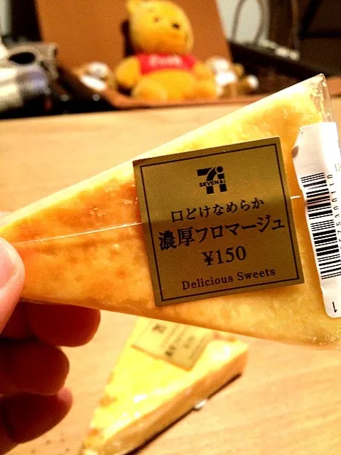 チーズケーキ。セブンイレブンの、結構美味しい。|kumakumatotoroさん