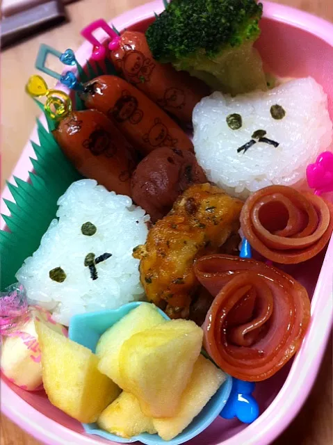 Snapdishの料理写真:kuma chan bento!!|Shengさん