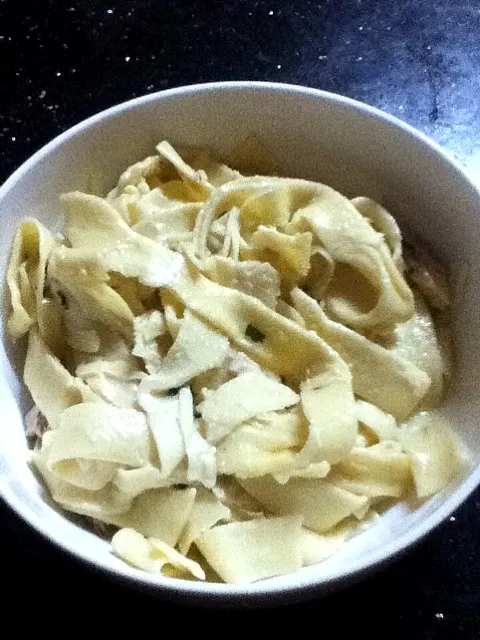 Fettucini Carbonara with Chicken...|Amirul Hamdey bin Taherさん