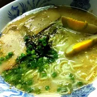 ラーメン|りょうたんさん