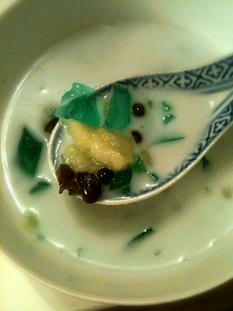 vietnam dessert! dont know the name|soyieさん