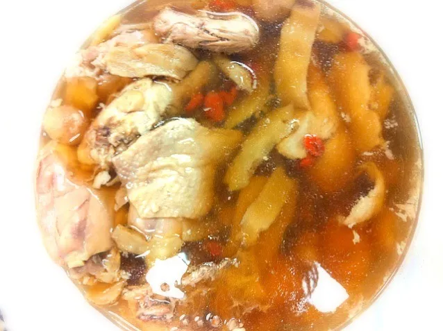 Snapdishの料理写真:American Ginseng Chicken Soup|dawn ngさん