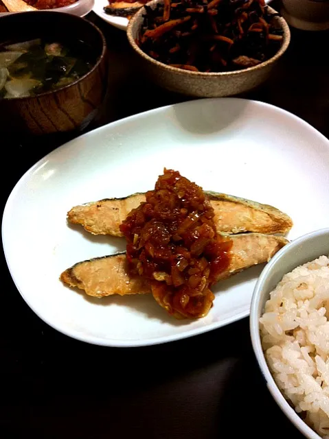 トマトソースの焼き鮭|こういちさん