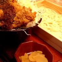 鶏かつソース丼と板うどんせっと|yuuki matsumotoさん