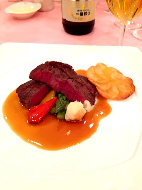 Snapdishの料理写真:結婚式料理(メイン・お肉)|前田 タカシさん