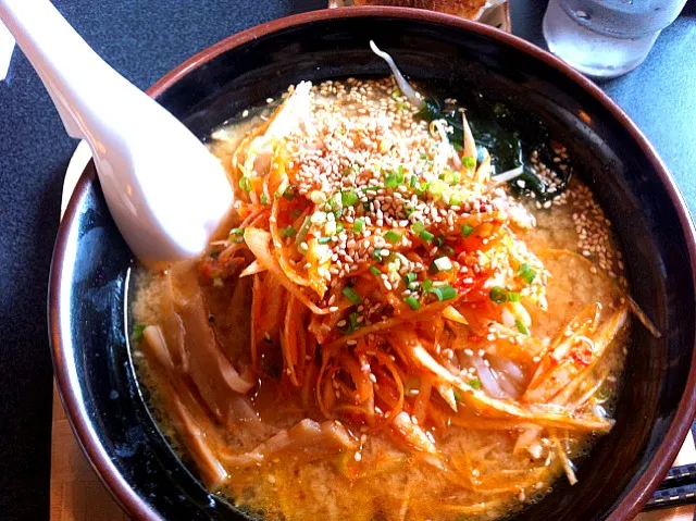 Snapdishの料理写真:味噌ネギラーメン|るーだおさん