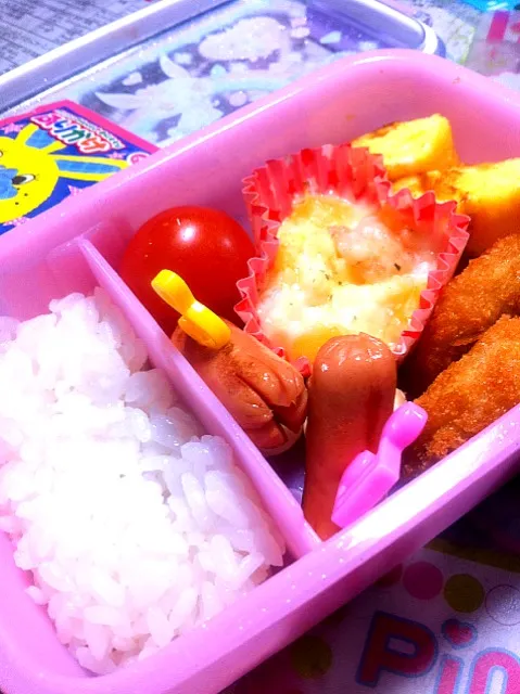 きょうは幼稚園で玄米ご飯が出るので、ごはん少なめお弁当！|ASuzukiさん