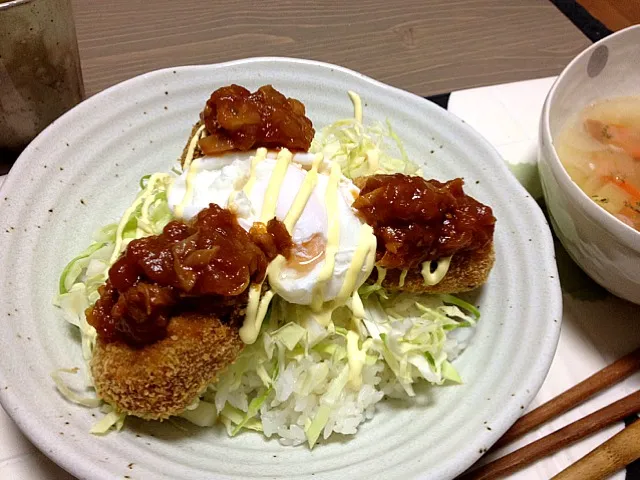 コロッケろこもこ丼！|aya yagiさん