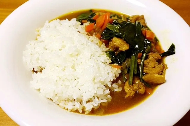 ほうれん草とチキンのさらさらカレー|秋元康宏さん