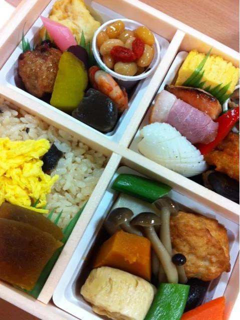 Snapdishの料理写真:なだ万お弁当|makikoさん