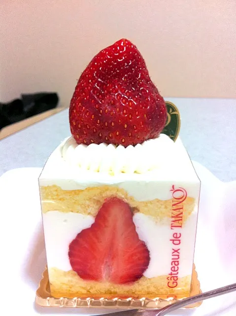 TAKANOのあま王ショートケーキ♡1個630円！高っ。|のだきりさん