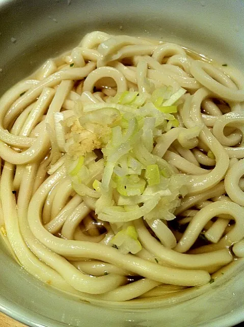 さぬきの夢2000／温 かけうどん（マルナカ オリジナル）|yatchiさん