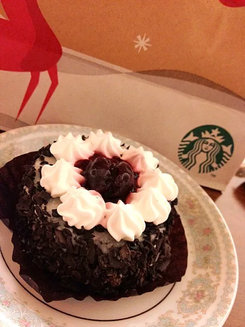 Snapdishの料理写真:black forest cake|belle nakaoさん