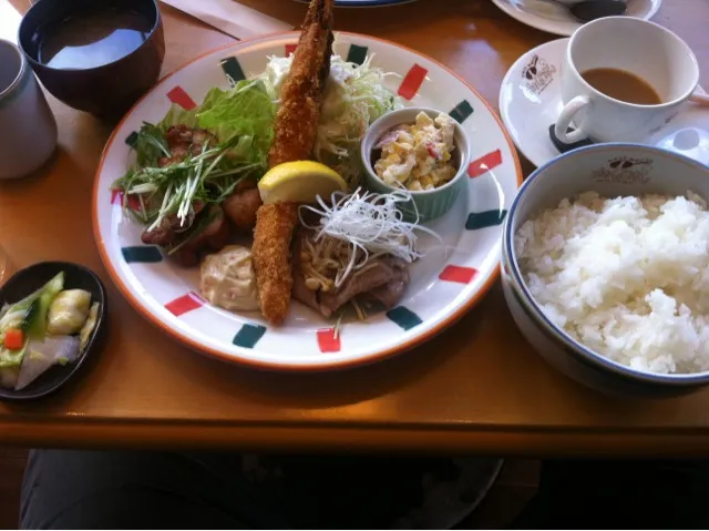 シェフのおまかせプレートランチ|しんたさん