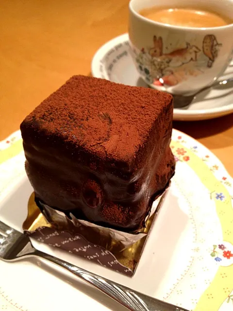 Snapdishの料理写真:ボストン 生チョコケーキ|Shinsuke Nakanishiさん