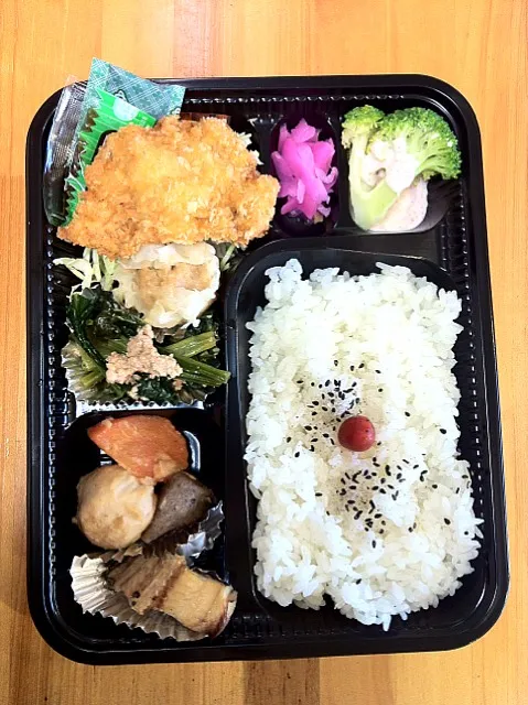 本日の日替わり幕の内弁当|たんぽぽ娘さんさん